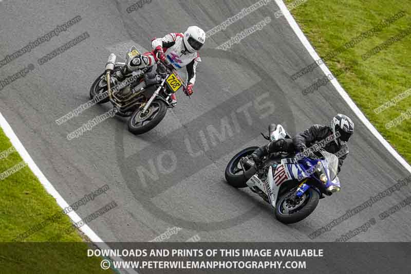 cadwell no limits trackday;cadwell park;cadwell park photographs;cadwell trackday photographs;enduro digital images;event digital images;eventdigitalimages;no limits trackdays;peter wileman photography;racing digital images;trackday digital images;trackday photos